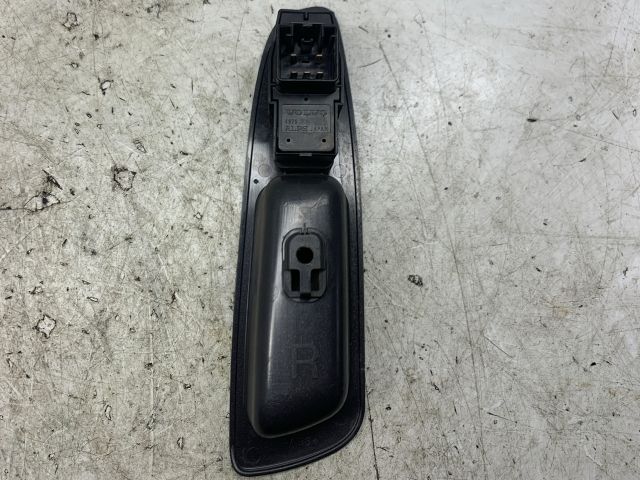 bontott VOLVO S40 Jobb hátsó Ablakemelő Kapcsoló