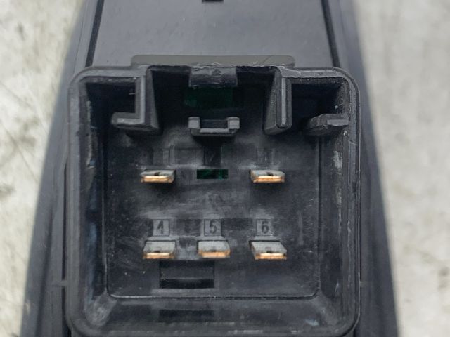 bontott VOLVO S40 Jobb hátsó Ablakemelő Kapcsoló