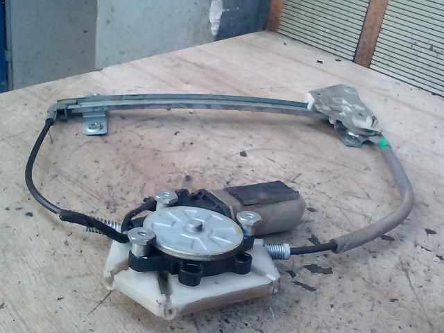 bontott VOLVO S40 Jobb hátsó Ablakemelő Szerkezet (Elektromos)