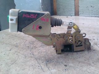 bontott VOLVO S40 Jobb hátsó Ajtózár