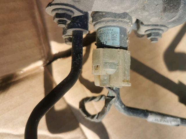 bontott VOLVO S40 Klíma Nyomásérzékelő Kapcsoló