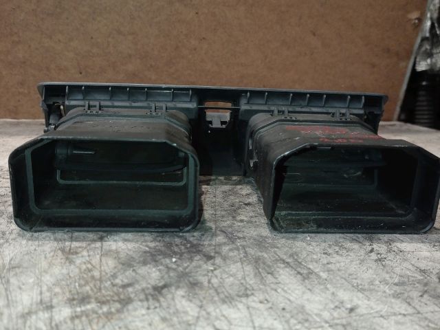 bontott VOLVO S40 Középső Szellőző