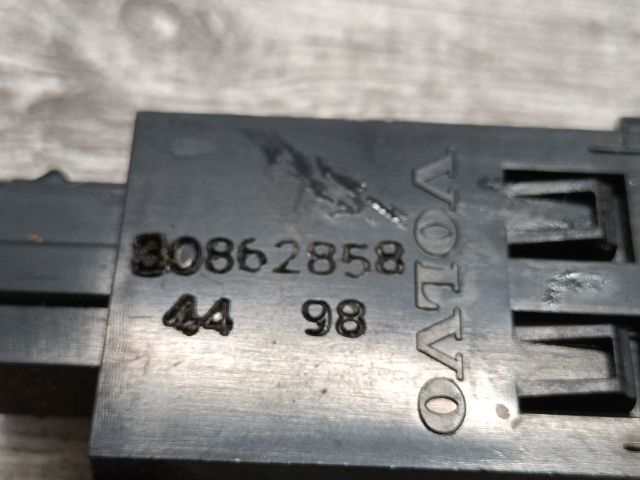 bontott VOLVO S40 Központizár Kapcsoló