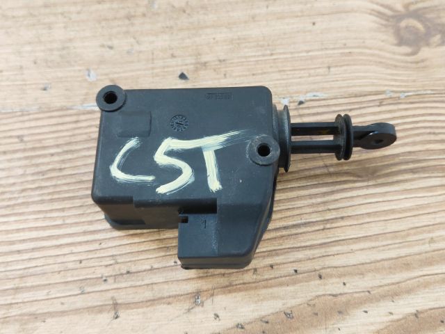 bontott VOLVO S40 Központizár Motor Csomagtérajtó