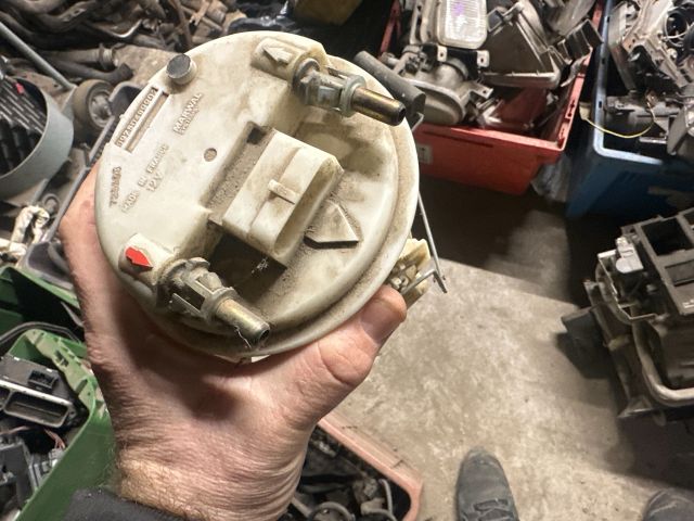 bontott VOLVO S40 Üzemanyagszűrő Ház