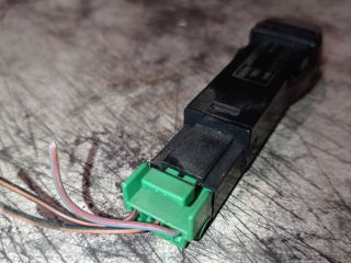 bontott VOLVO S40 Vészvillogó Kapcsoló