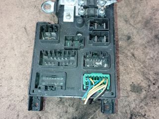 bontott VOLVO S60 Biztosítéktábla Motortér