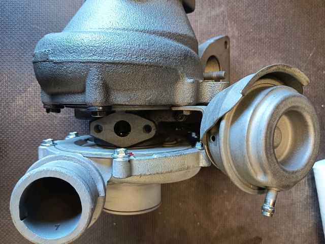 bontott VOLVO S60 Turbó