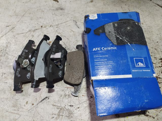 bontott VOLVO S60 Hátsó Pár Fékbetét