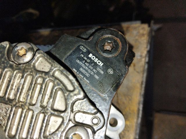 bontott VOLVO S60 Nagynyomású Szivattyú