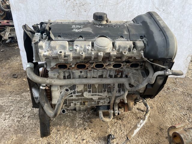 bontott VOLVO S60 Motor (Fűzött blokk hengerfejjel)