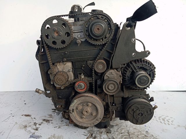 bontott VOLVO S60 Motor (Fűzött blokk hengerfejjel)