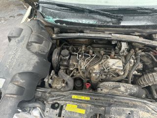 bontott VOLVO S60 Motor (Fűzött blokk hengerfejjel)