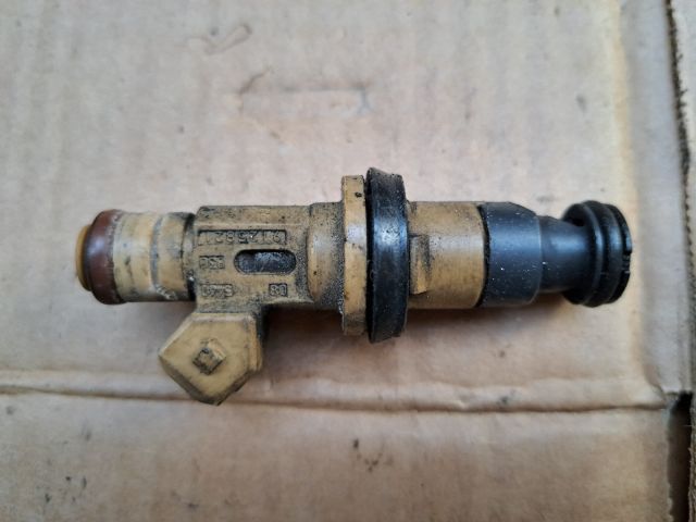 bontott VOLVO S60 Porlasztó (1 db)