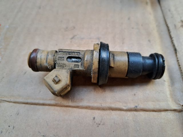 bontott VOLVO S60 Porlasztó (1 db)