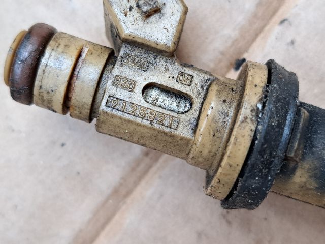 bontott VOLVO S60 Porlasztó (1 db)