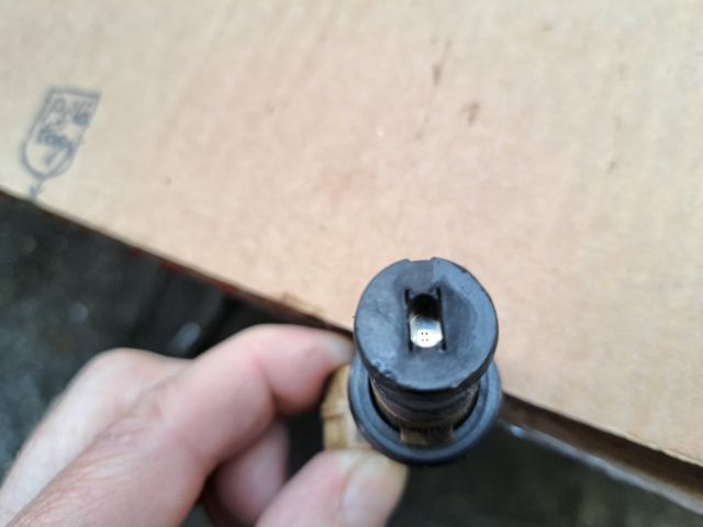 bontott VOLVO S60 Porlasztó (1 db)