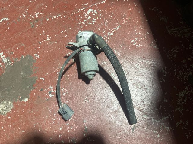 bontott VOLVO S60 Vákumpumpa