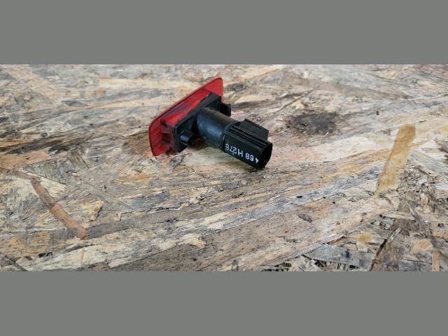 bontott VOLVO S60 Ajtó Kárpit Világítás