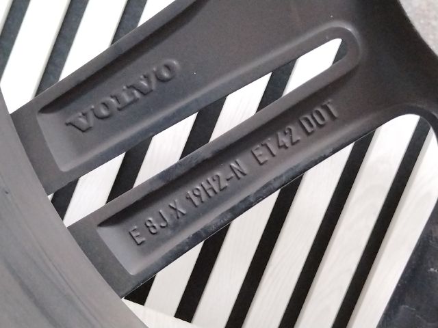 bontott VOLVO S60 Alufelni (1 db)