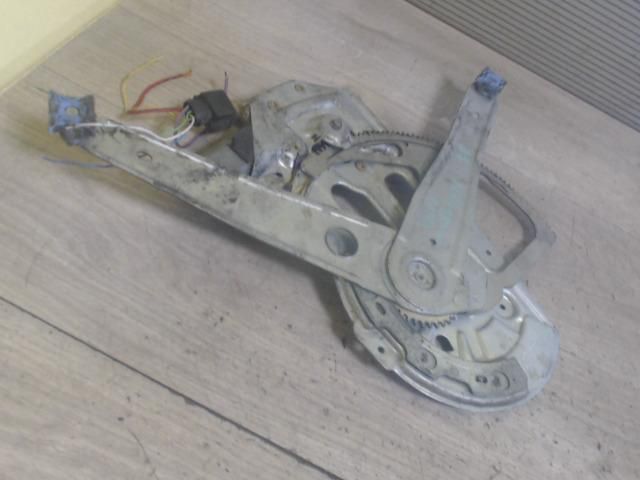 bontott VOLVO S60 Bal első Ablakemelő Szerkezet (Elektromos)