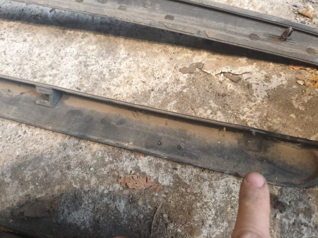 bontott VOLVO S60 Bal első Ajtó Díszléc