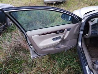 bontott VOLVO S60 Bal első Ajtó (Részeivel)