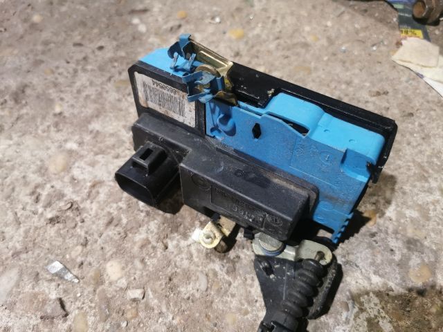 bontott VOLVO S60 Bal első Ajtózár