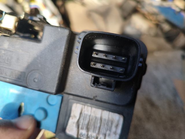 bontott VOLVO S60 Bal első Ajtózár