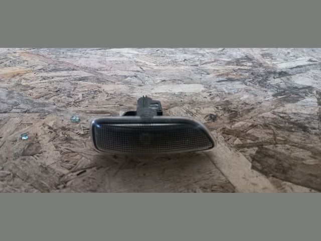 bontott VOLVO S60 Bal első Sárvédő Irányjelző