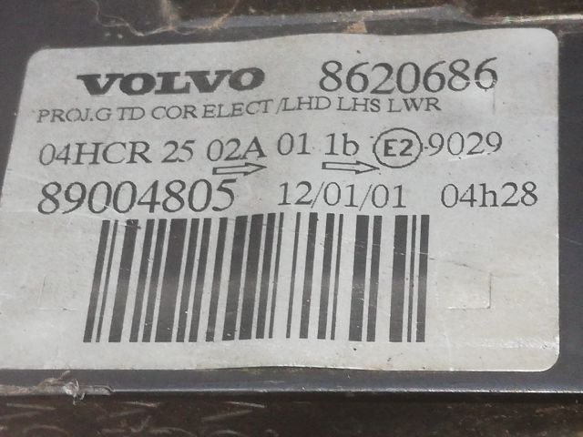 bontott VOLVO S60 Bal Fényszóró