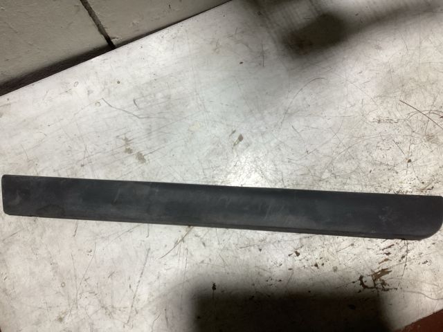 bontott VOLVO S60 Bal hátsó Ajtó Díszléc