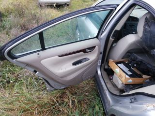 bontott VOLVO S60 Bal hátsó Ajtó (Részeivel)