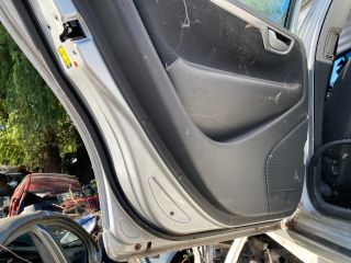 bontott VOLVO S60 Bal hátsó Ajtó (Üres lemez)