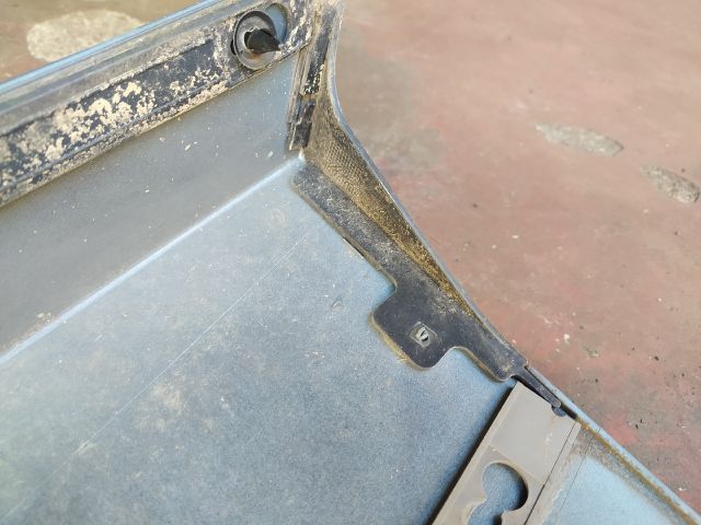 bontott VOLVO S60 Csomagtérajtó Díszléc