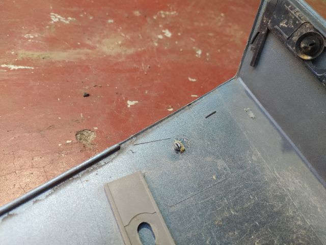 bontott VOLVO S60 Csomagtérajtó Díszléc