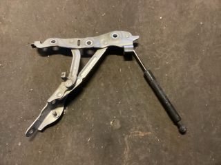 bontott VOLVO S60 Csomagtérajtó Jobb Zsanér