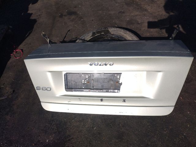 bontott VOLVO S60 Csomagtérajtó (Részeivel)