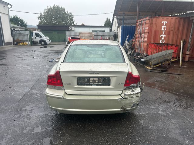 bontott VOLVO S60 Csomagtérajtó (Üres lemez)