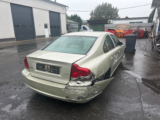 bontott VOLVO S60 Csomagtérajtó (Üres lemez)