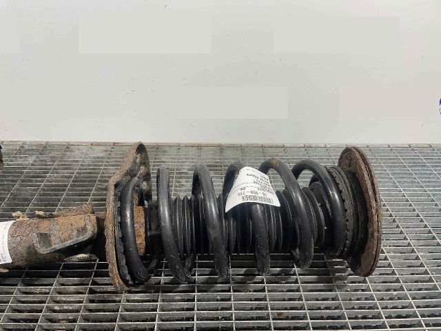 bontott VOLVO S60 Első Rugó