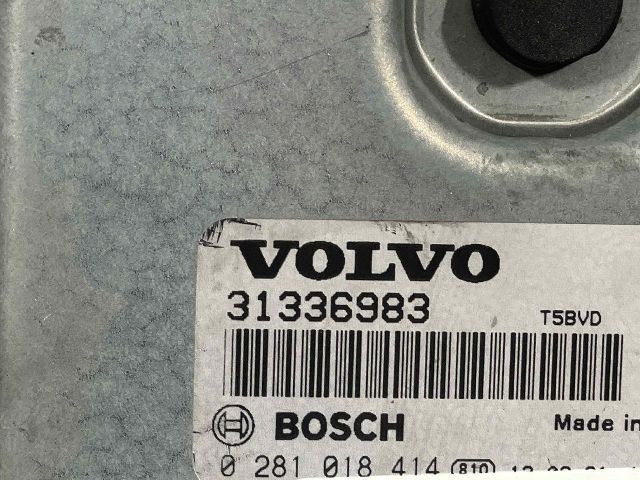 bontott VOLVO S60 Motorvezérlő