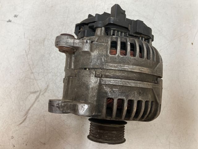 bontott VOLVO S60 Generátor