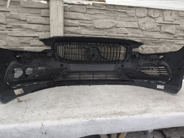 bontott VOLVO S60 Első Lökhárító (Üresen)