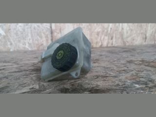 bontott VOLVO S60 Fékfolyadék Tartály