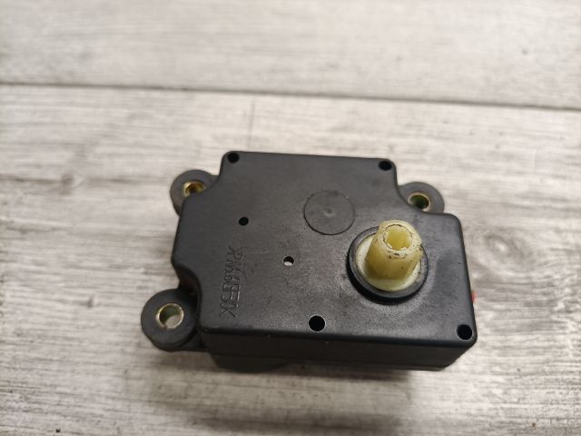 bontott VOLVO S60 Fűtés Állító Motor