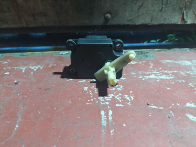 bontott VOLVO S60 Fűtés Állító Motor