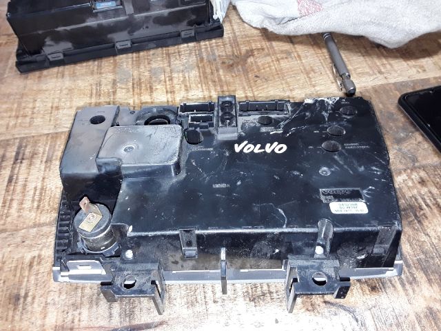 bontott VOLVO S60 Fűtéskapcsoló (digit klímás)