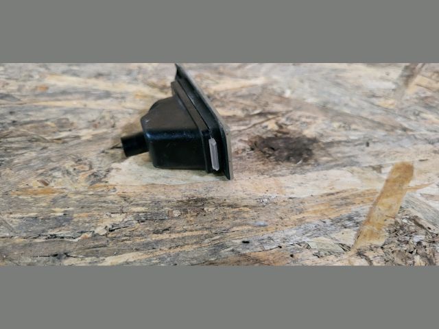 bontott VOLVO S60 Hátsó Rendszámtábla Világítás