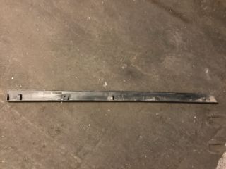 bontott VOLVO S60 Jobb első Ajtó Díszléc